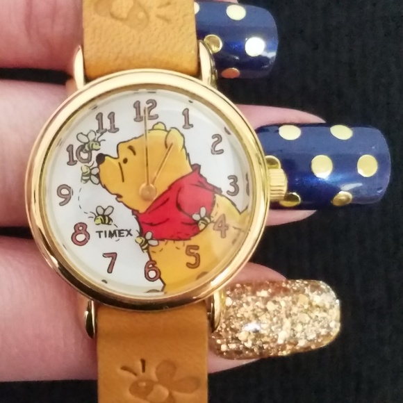 Disney Accessories - Disney X Timex Winnie the Pooh VTG Bee Watch